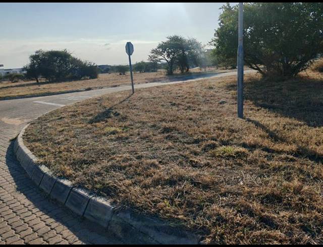 LAND FOR SALE IN THE ALOES LIFESTYLE ESTATE